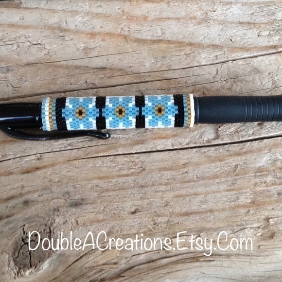 BLUE Flower Beaded G2 Pen, Handmade - Picture 5 of 6